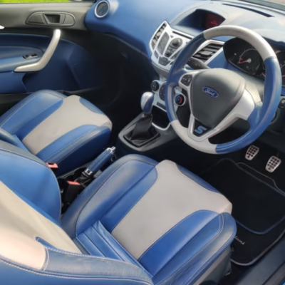 Đổi màu ghế da cho Ford Fiesta