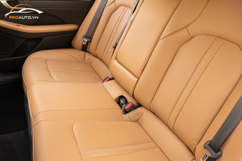 Đổi màu ghế da cho Hyundai Sonata