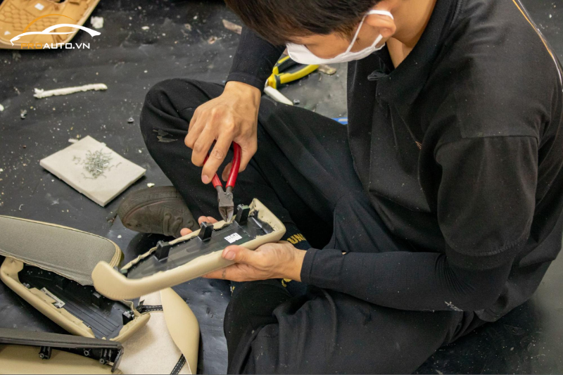 Đổi màu ghế da cho Kia Optima