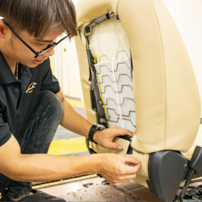 Đổi màu ghế da cho Kia Soluto