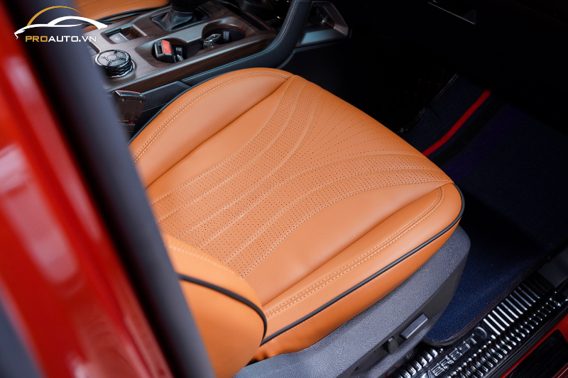 Đổi màu nội thất Ford Everest đa dạng kiểu dáng