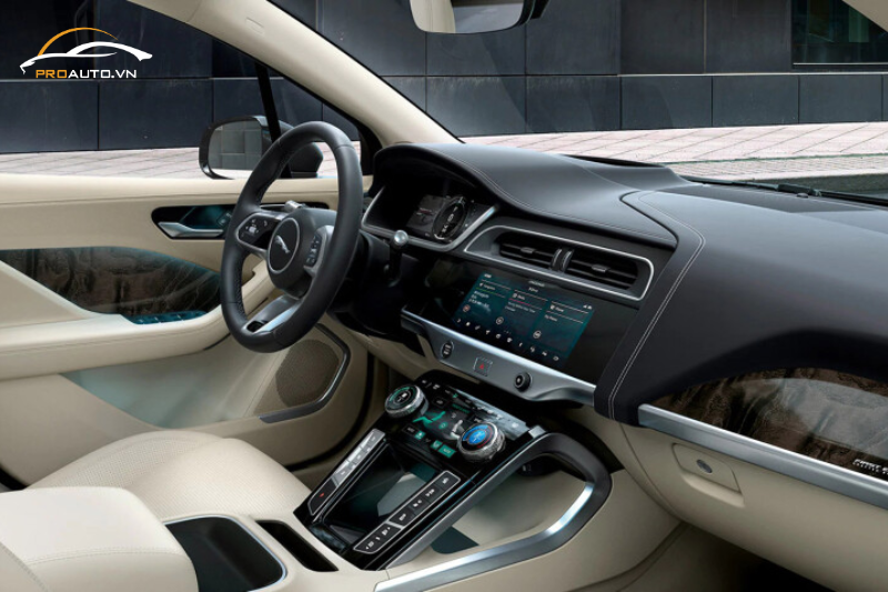 Đổi màu nội thất ghế tài, phụ xe Jaguar I-Pace