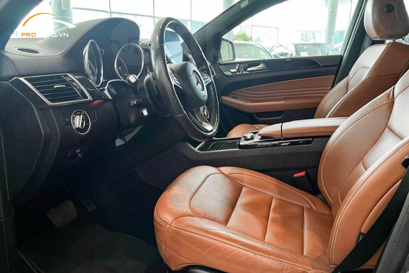 Đổi màu nội thất ghế tài, phụ xe Mercedes GLE