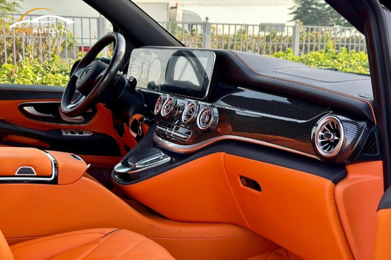 Đổi màu nội thất ghế tài, phụ xe Mercedes V-Class