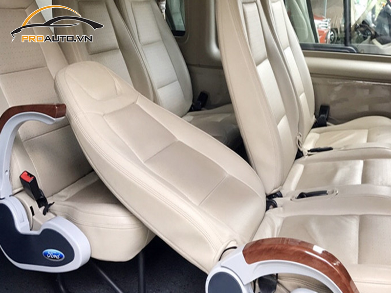 Đổi màu nội thất toàn bộ xe Ford Ecosport