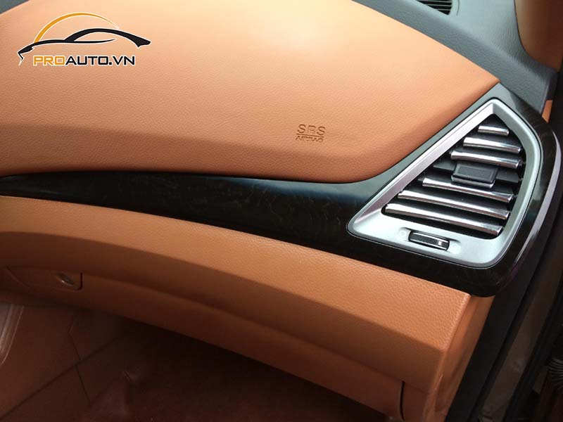 Bọc da taplo xe Hyundai SantaFe