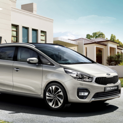 Đổi màu nội thất xe Kia Rondo
