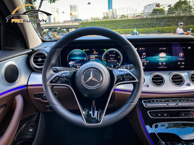 Đổi màu nội thất xe Mercedes E-Class