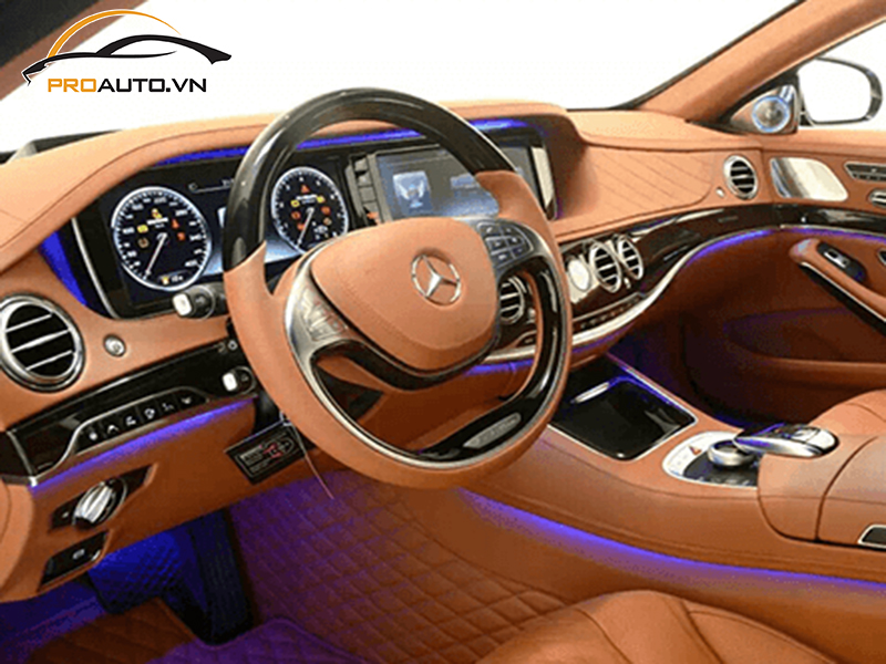 Bọc da taplo xe Mercedes E-Class