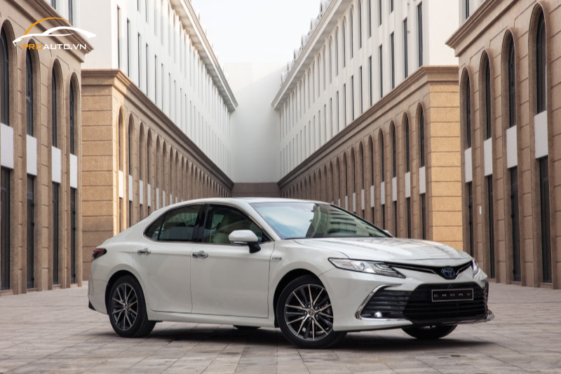 Đổi màu nội thất xe Toyota Camry