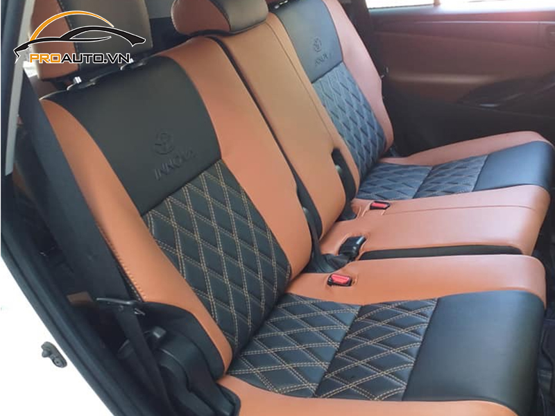 Đổi màu nội thất Innova