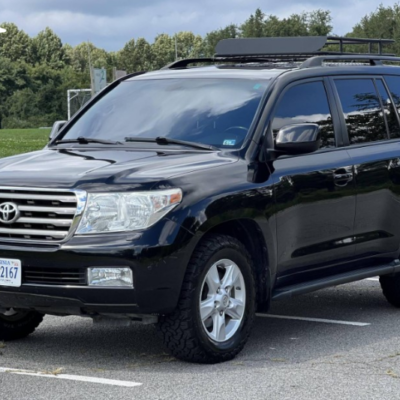Đổi màu nội thất xe Toyota Land Cruiser 