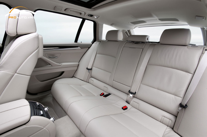 Đổi màu trần xe BMW Series 5