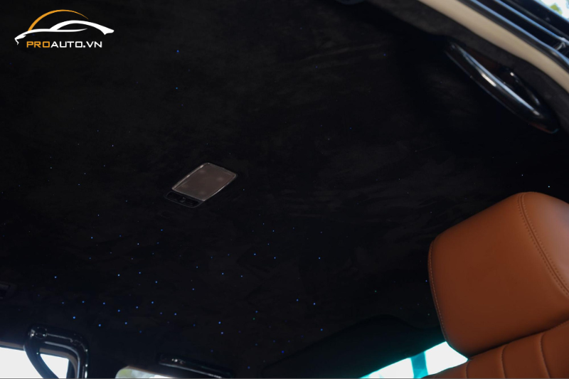 Đổi màu trần xe Toyota Hiace