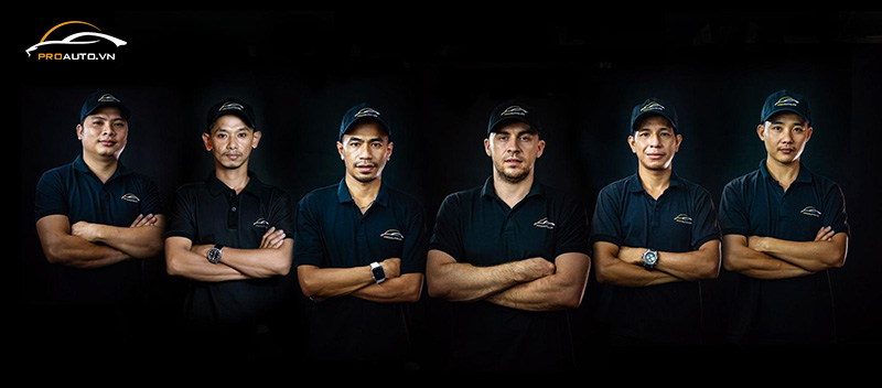Đội ngũ chuyên gia kỹ thuật viên chuyên nghiệp tại PROAUTO.VN