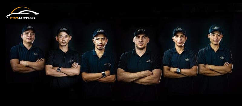 Đội ngũ kỹ thuật viên chuyên nghiệp tại PROAUTO.VN