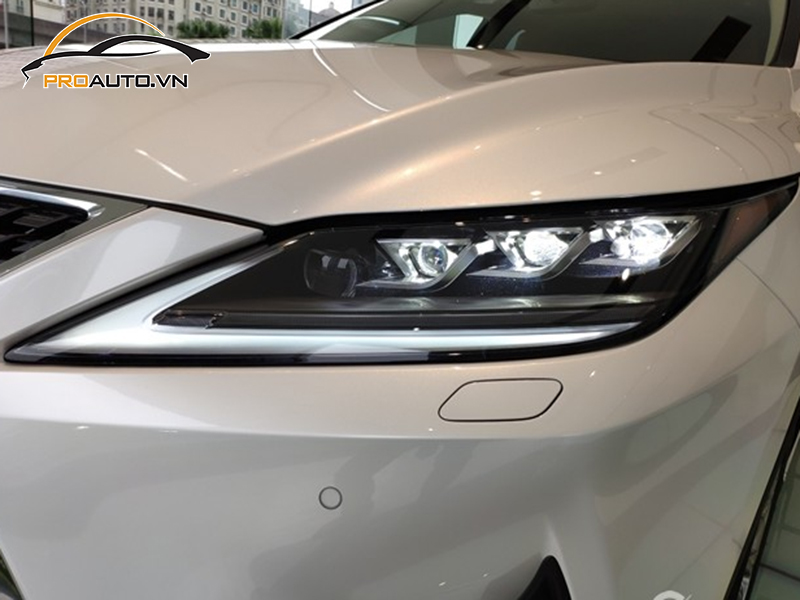 Dán phim PPF xe Lexus Luxury Crossover