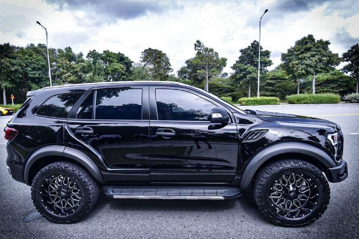 Độ Body Kit Xe Ford Everest Mẫu F-150 - Ảnh 3
