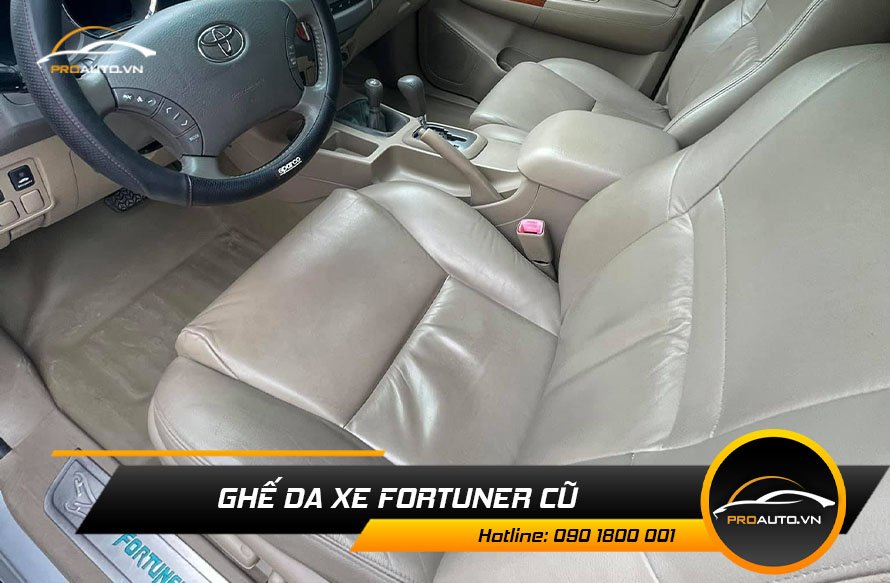 Ghế da xe Fortuner cũ
