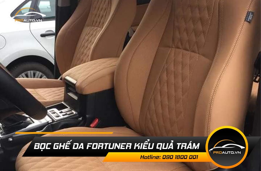 Bọc ghế da xe Fortuner kiểu quả trám
