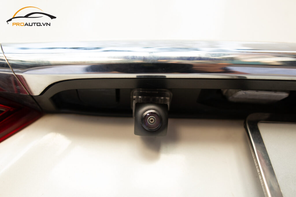 Camera ô tô lùi