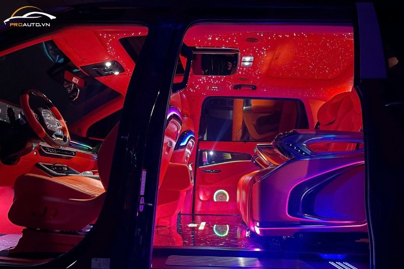 Gia tăng thư giãn khi độ trần ánh sao xe ô tô