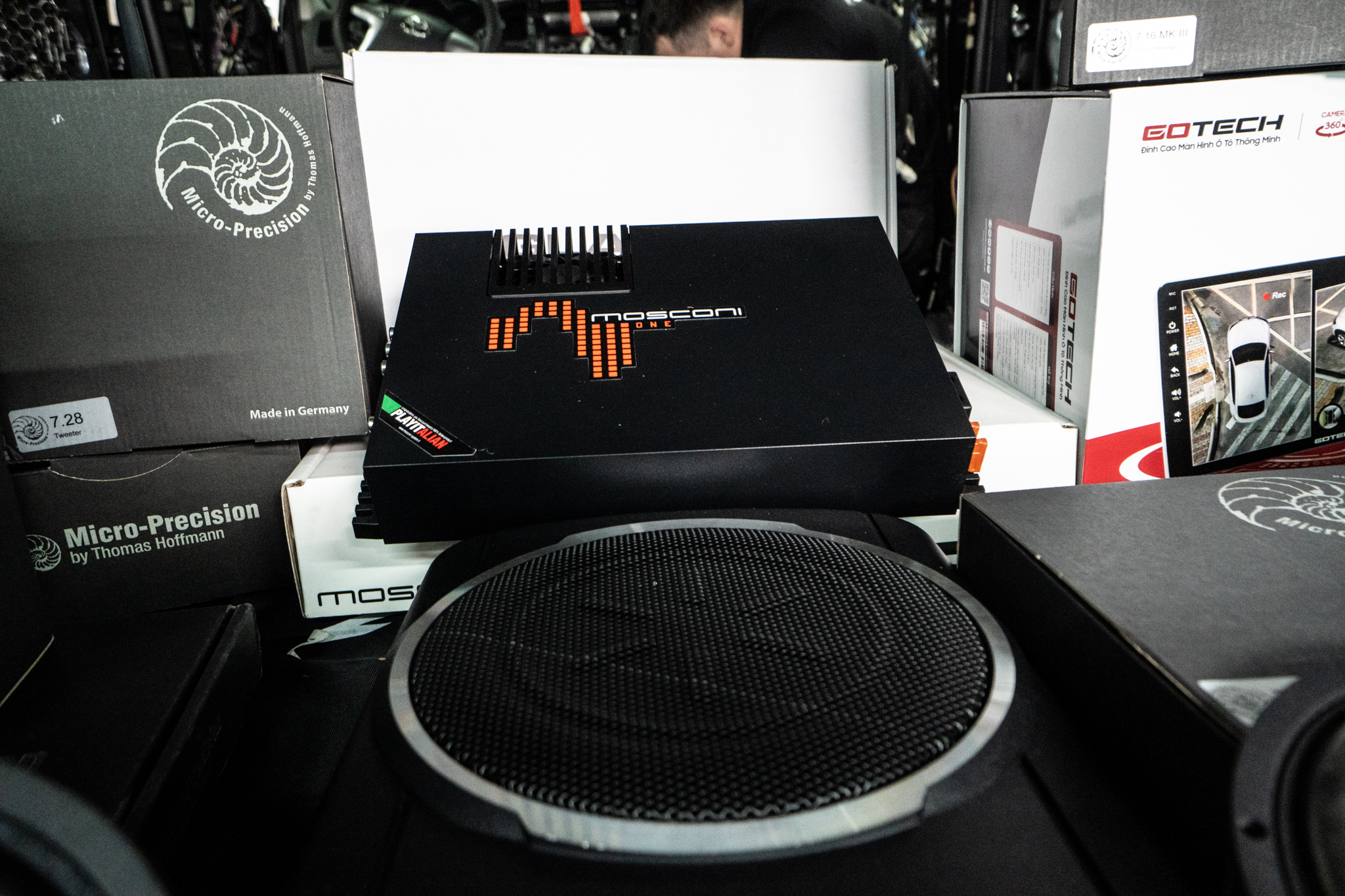 Độ Âm Thanh Xe BMW Series 5 - Ảnh 4