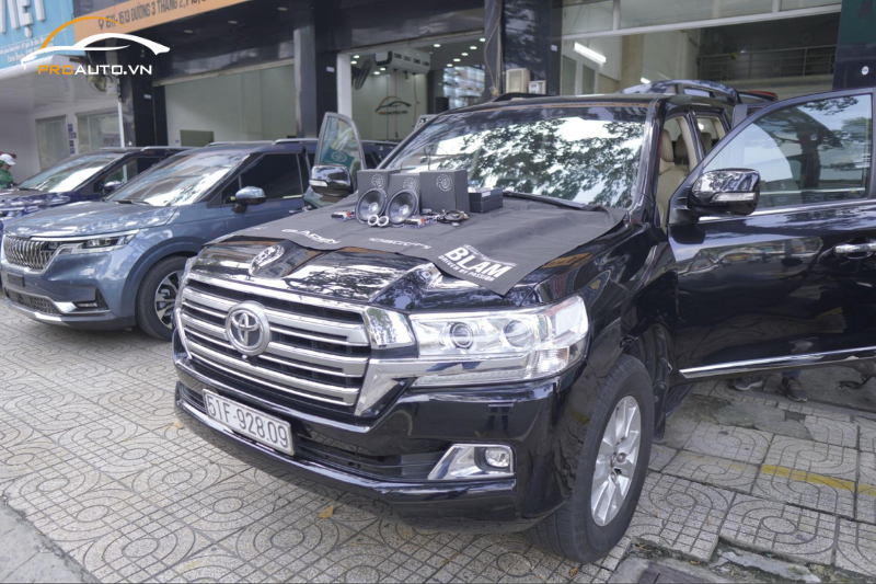 Gói độ âm thanh xe Toyota Land Cruiser cấu hình 1