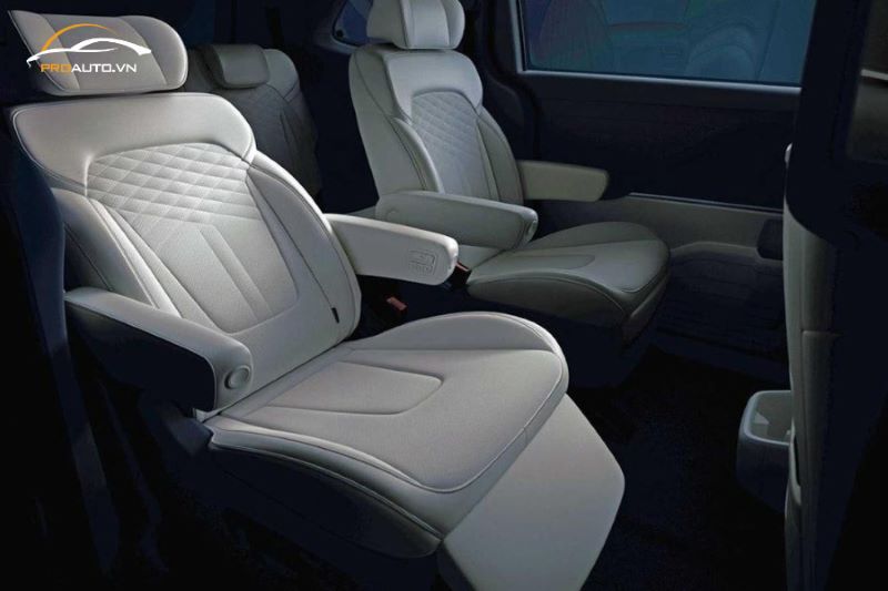 Hệ thống ghế trên xe Hyundai Custin hiện đại và sang trọng
