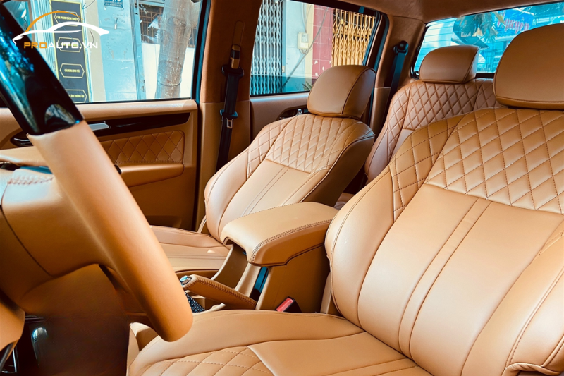 Hoàn thiện đổi màu nội thất xe ô tô