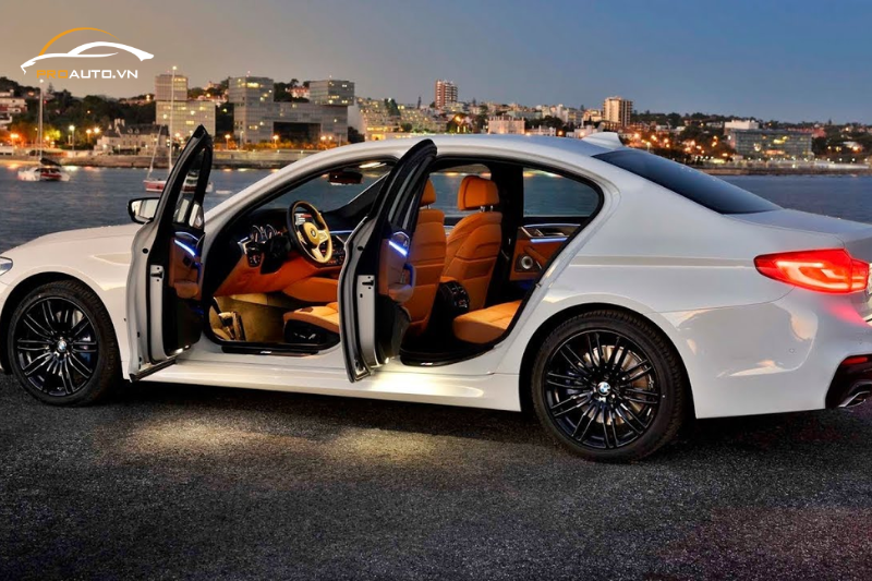 Hoàn thiện đổi màu nội thất xe ô tô