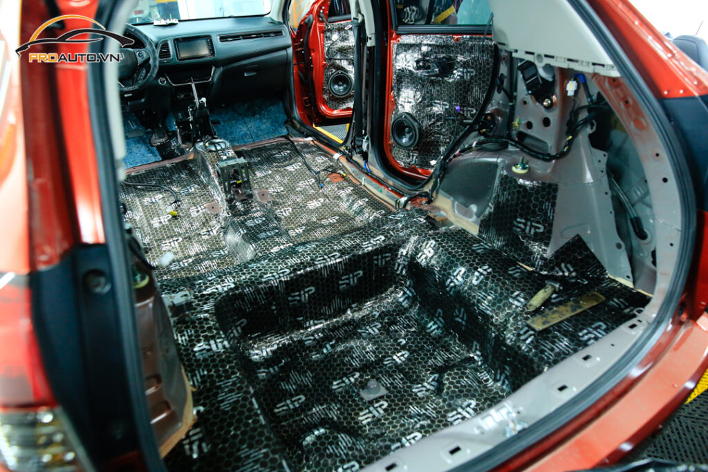 Cách âm chống ồn xe Honda Civic vị trí sàn xe