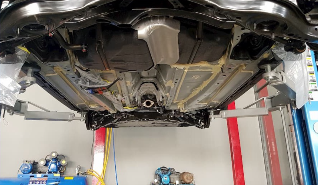 Sơn phủ gầm xe Toyota Innova