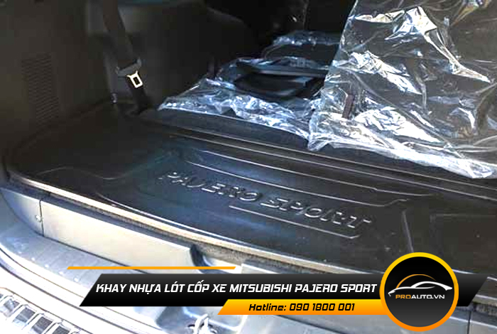 khay nhua lot cop xe mitsubishi pajero sport