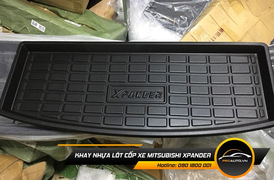 Khay nhựa lót cốp xe Mitsubishi Xpander