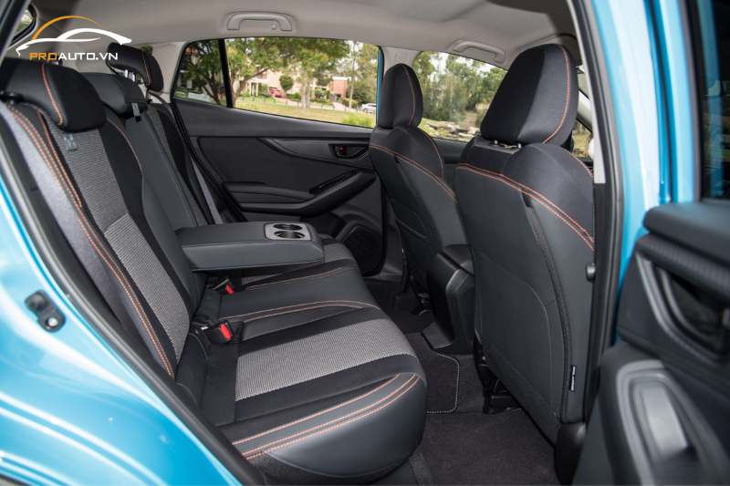 Không gian bên trong xe Subaru XV sau khi đổi màu nội thất