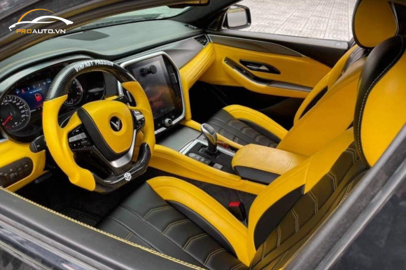 Không gian bên trong xe Vinfast Lux A2.0 sau khi đổi màu nội thất