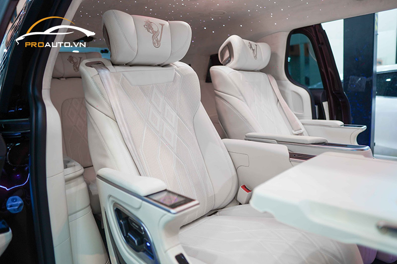 Kia Carnival lột xác siêu ngầu