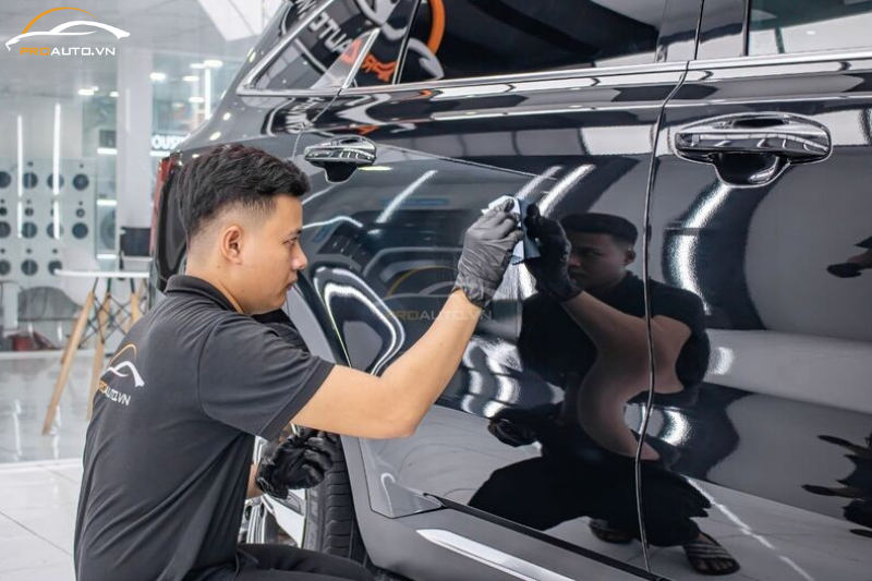 Kinh nghiệm chọn trung tâm chăm sóc xe hơi uy tín