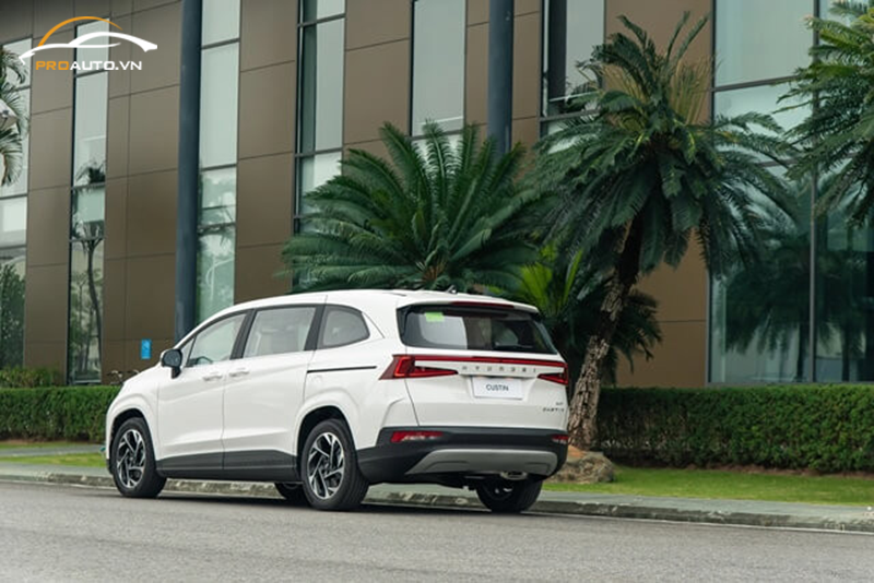 Kinh nghiệm độ phụ kiện đồ chơi xe Hyundai Custin 2024
