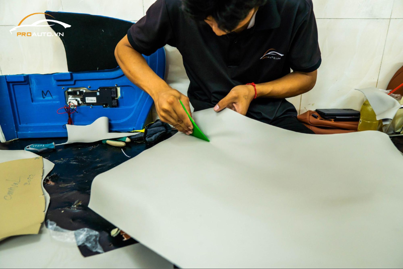 Kinh nghiệm đổi màu nội thất xe BMW Series 4 chủ xe cần biết