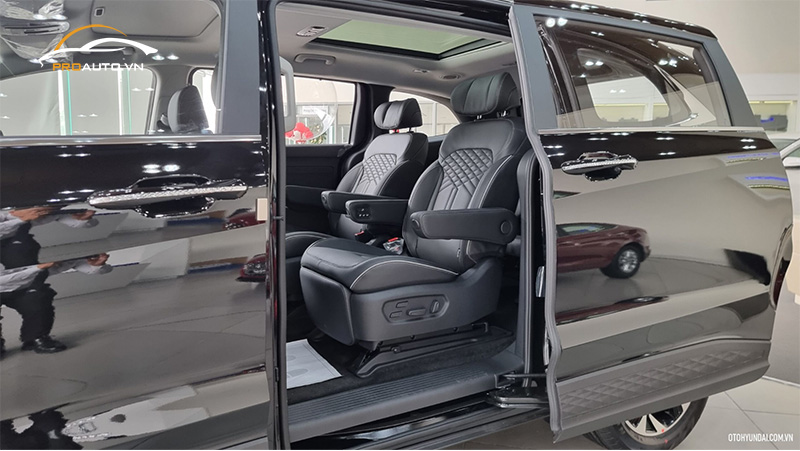 Kinh nghiệm đổi màu nội thất xe Hyundai Custin