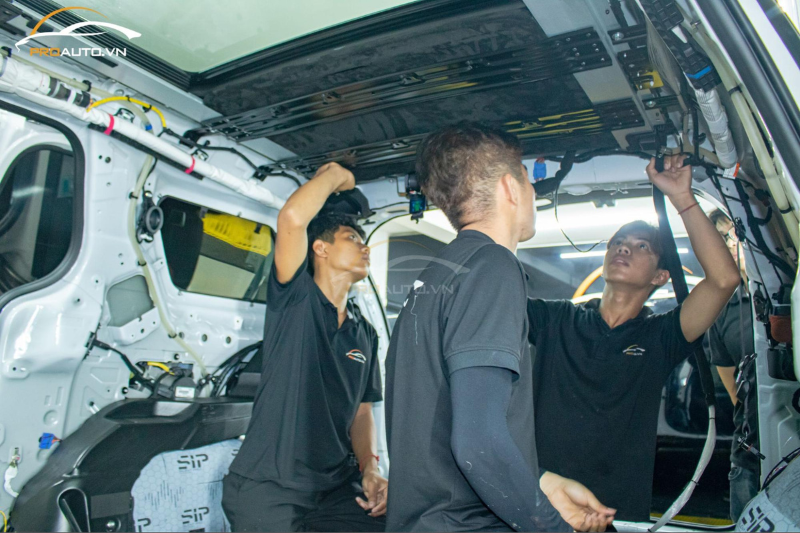 Kinh nghiệm đổi màu nội thất xe Hyundai Kona chủ xe cần biết