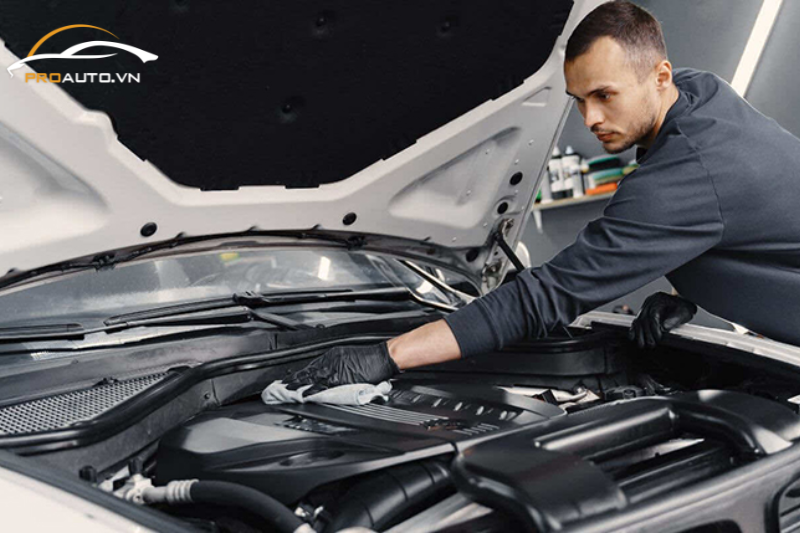 Kinh nghiệm kiểm tra khoang động cơ