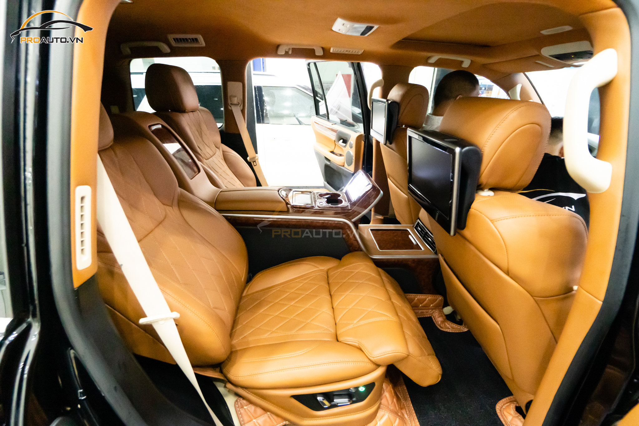 Độ ghế limousine xe ô tô tại Proauto.vn