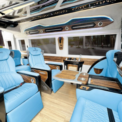 limousine hyundai solati khong gian noi that rong rai 1