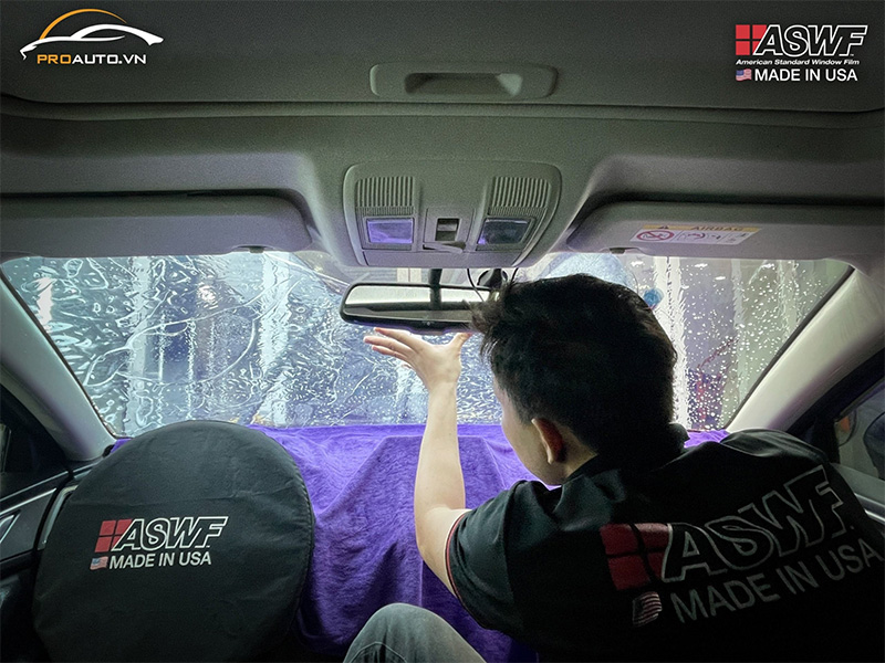 Lợi ích khi dán phim cách nhiệt xe Hyundai Custin