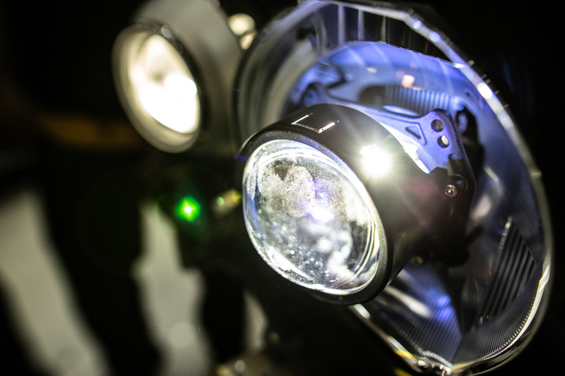 Lợi ích khi độ đèn led xe ô tô