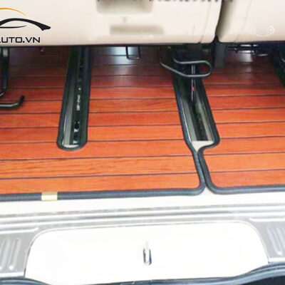 lot san go xe Mer V250 8 1