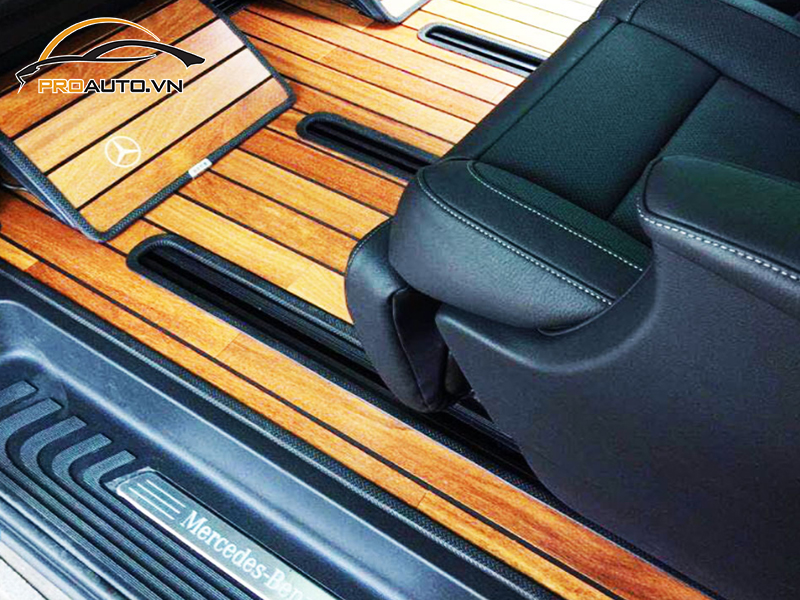 Lót sàn gỗ xe Mercedes V250 - Ảnh 3